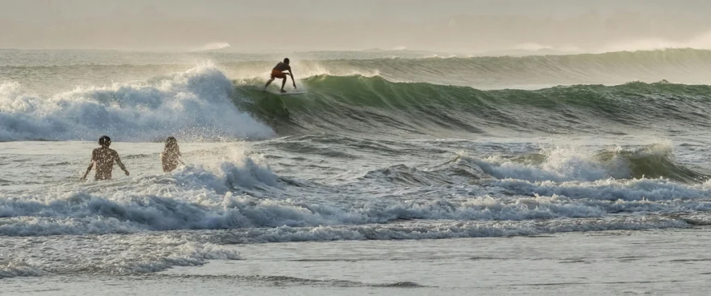 Surf au spot du heneux